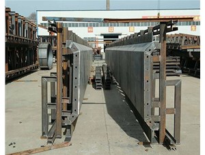 橋梁鋼模板廠家對(duì)加工人員的技術(shù)要求有哪些