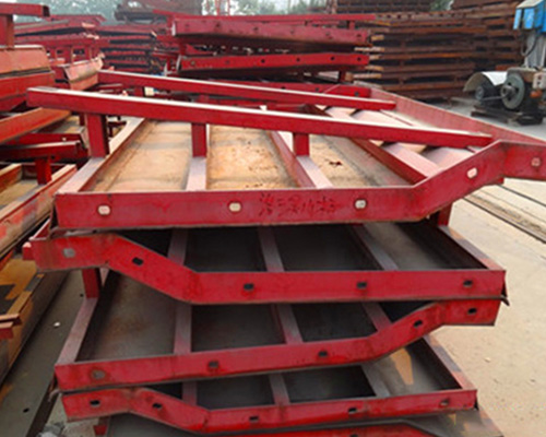 護(hù)欄鋼模板